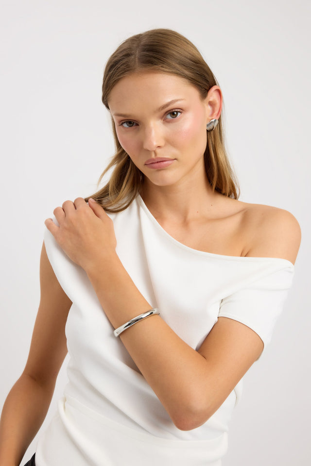 Bond Bangle