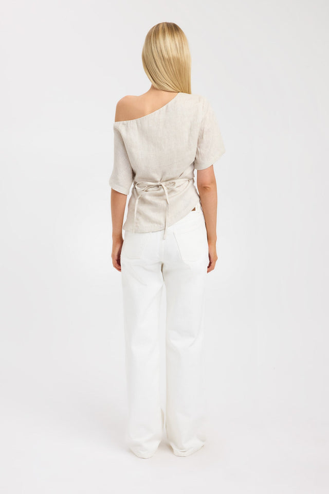 Tahiti Asymmetric Top